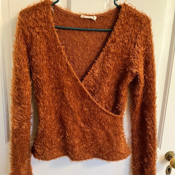 Retro Fuzzy Cognac Sweater - Picture 1 of 3